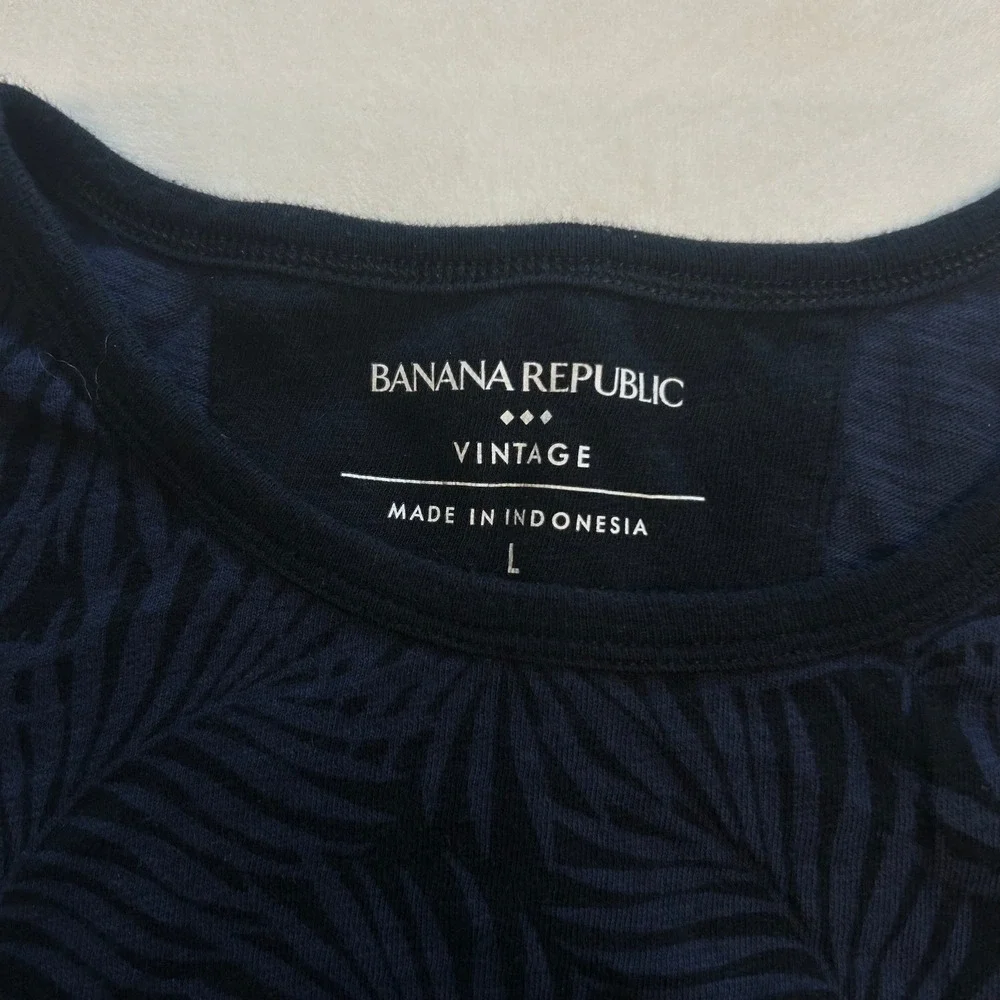 Banana Republic Vintage Mens Large Navy Blue Palm Leaf‎ Tropical Cotton T-Shirt